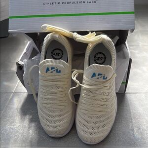 SOLD - APL Techloom Wave Pristine/Coastal Blue /White